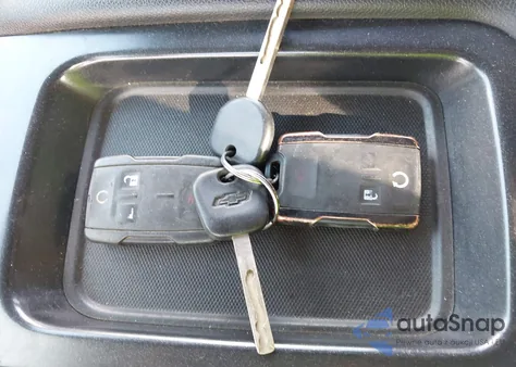 2015 Chevrolet Silverado 1500 2Lt из США, поврежденный, VIN 3GCUKREC8FG506988